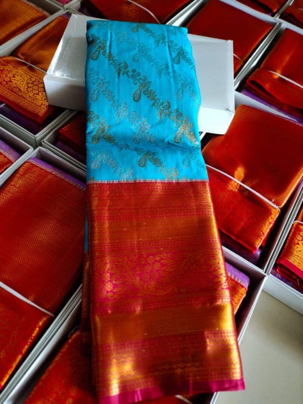 Kanchi pattu collection