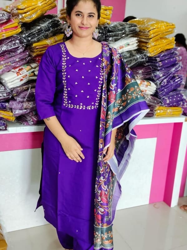 NEW 3 PIECE KURTH SETS 
M L XL XXL
