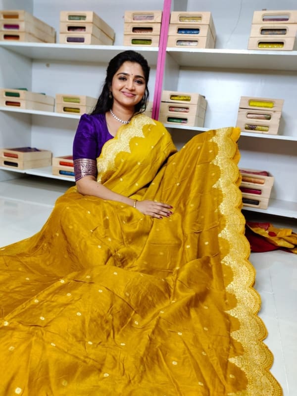 dola crep silk saree