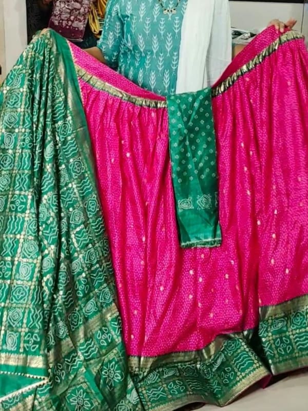 Bandini designer lehangas