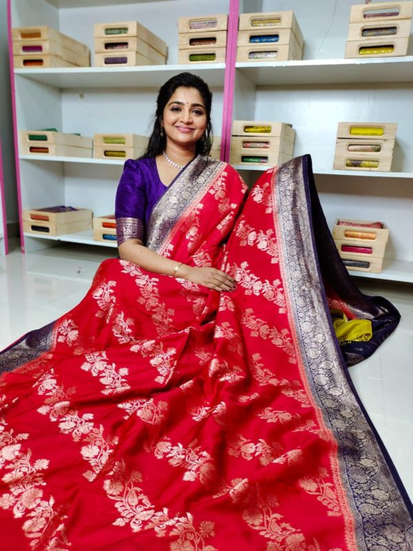 Matka crepsilk saree with contrast kanchi boaders with contrast blouse and pallu