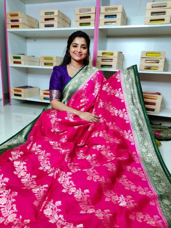 Matka crepsilk saree with contrast kanchi boaders with contrast blouse and pallu