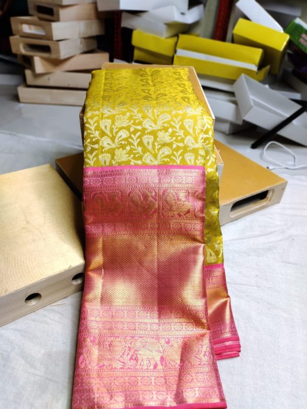 100% silk mark certified kanjivaram pattu saree 
80% offer sarees