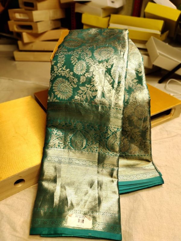 100% silk mark certified kanjivaram pattu saree 
80% offer sarees