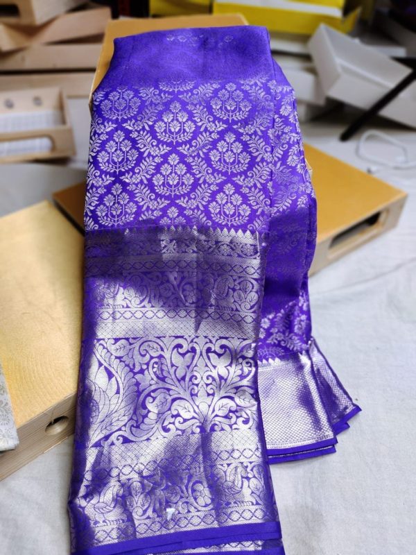100% silk mark certified kanjivaram pattu saree 
80% offer sarees