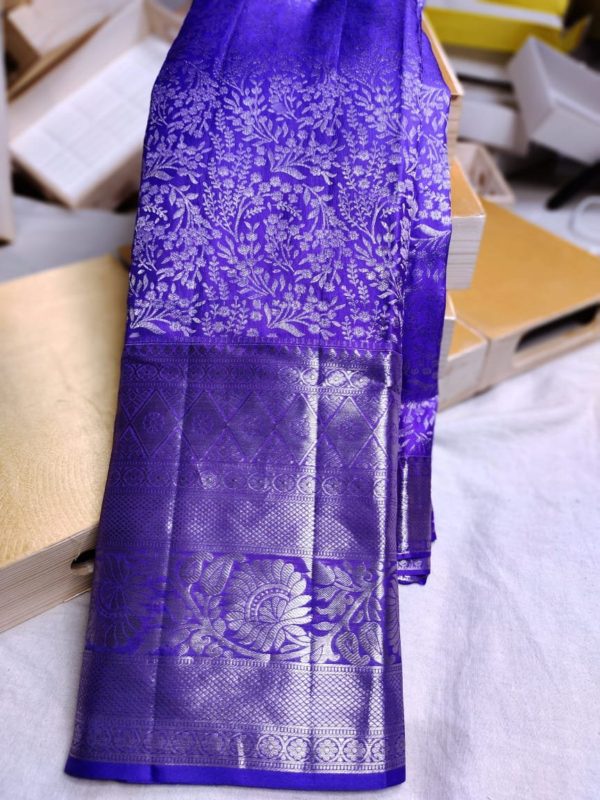 100% silk mark certified kanjivaram pattu saree 
80% offer sarees