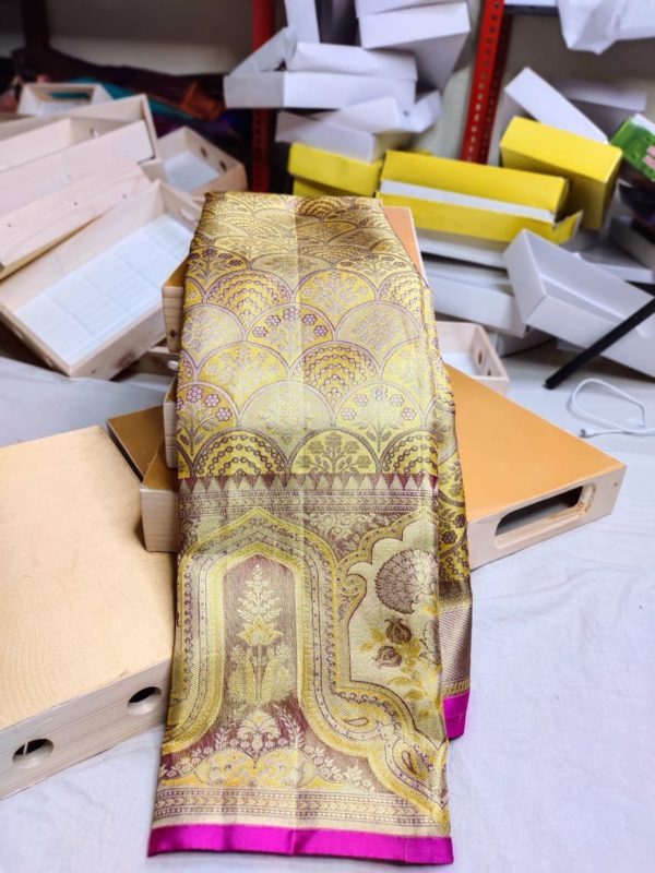 100% silk mark certified kanjivaram pattu saree 
80% offer sarees