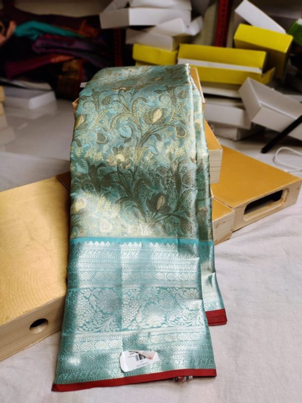 100% silk mark certified kanjivaram pattu saree 
80% offer sarees