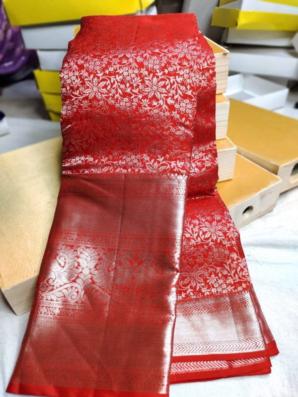 100% silk mark certified kanjivaram pattu saree 
80% offer sarees
