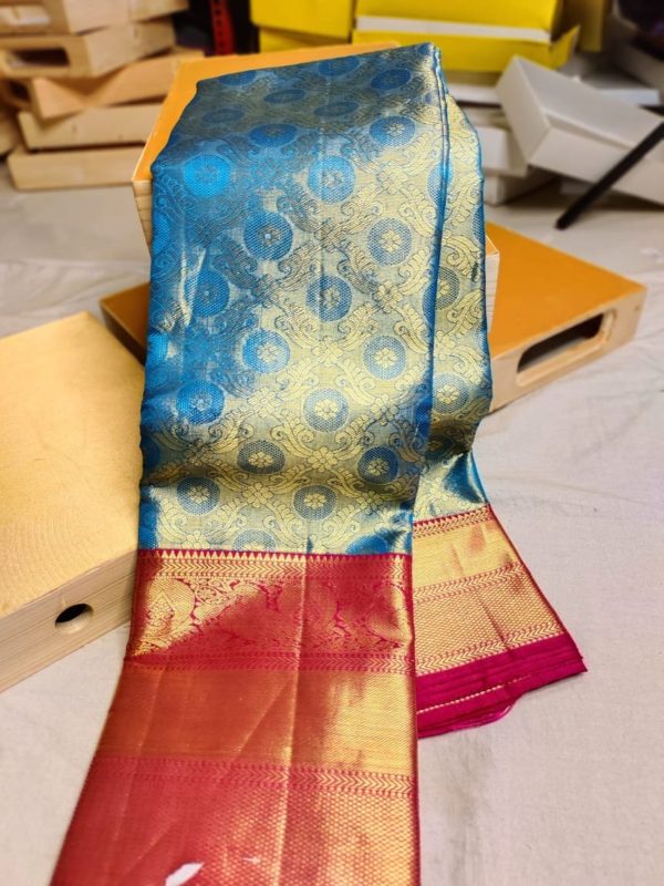 100% silk mark certified kanjivaram pattu saree 
80% offer sarees