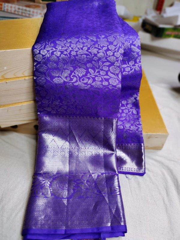 100% silk mark certified kanjivaram pattu saree 
80% offer sarees