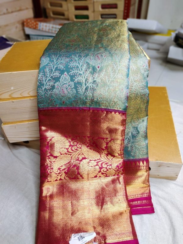 100% silk mark certified kanjivaram pattu saree 
80% offer sarees