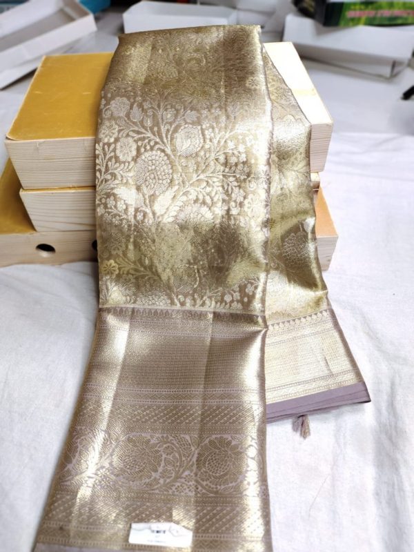 100% silk mark certified kanjivaram pattu saree 
80% offer sarees