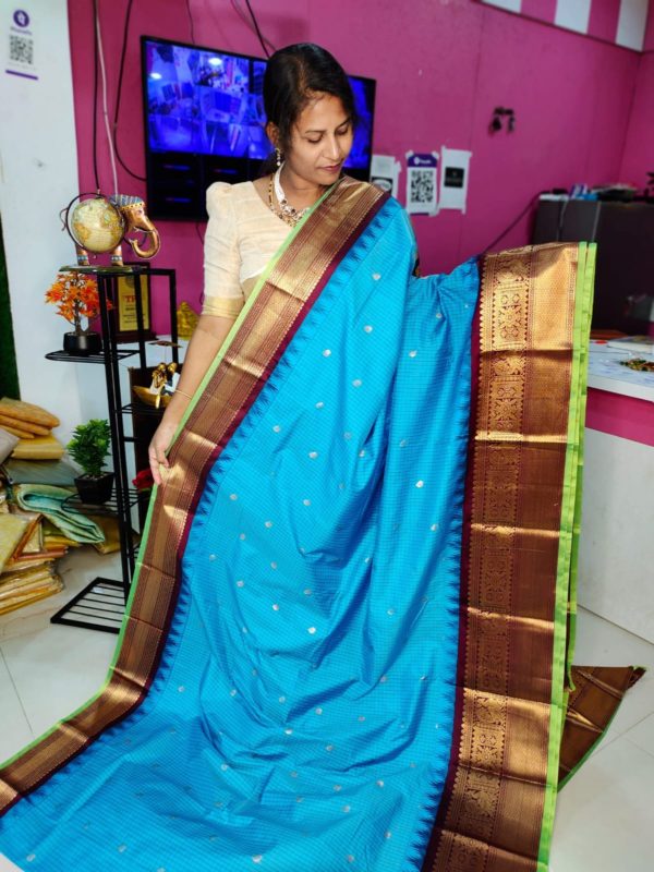 Premium Gadwal Silk