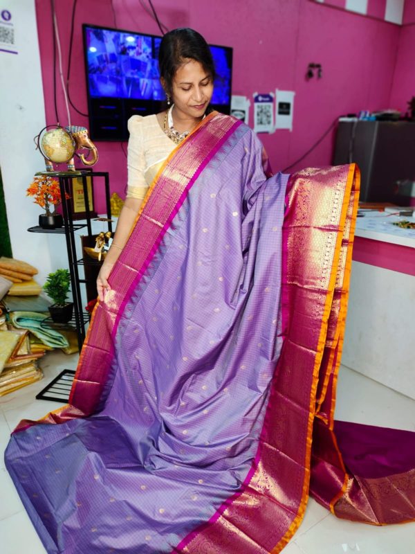 Premium Gadwal Silk