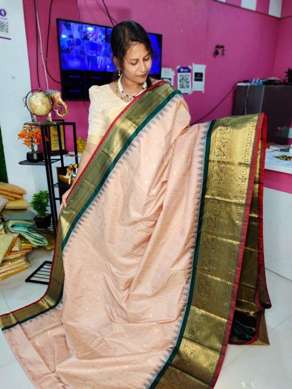 Premium Gadwal Silk