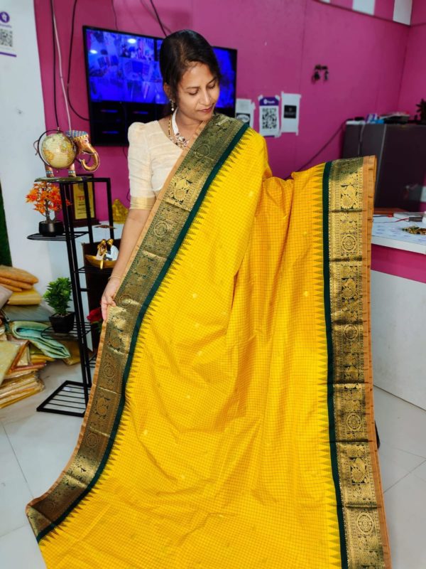 Premium Gadwal Silk