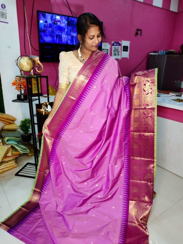 Premium Gadwal Silk