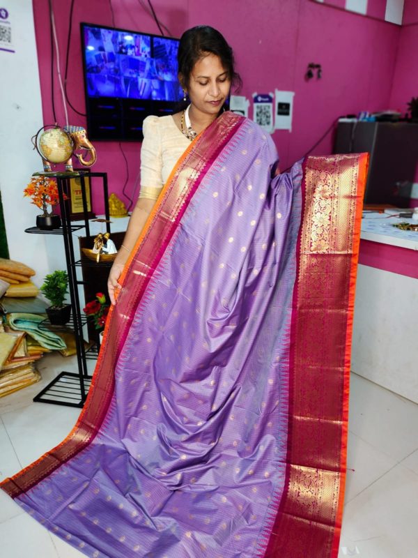 Premium Gadwal Silk