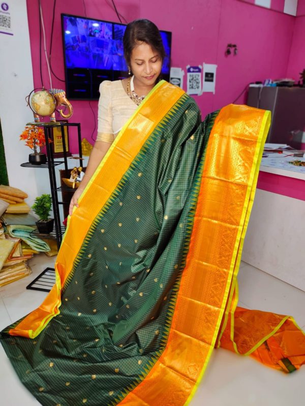 Premium Gadwal Silk