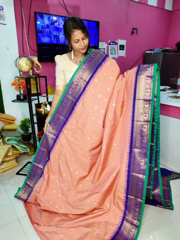 Premium Gadwal Silk