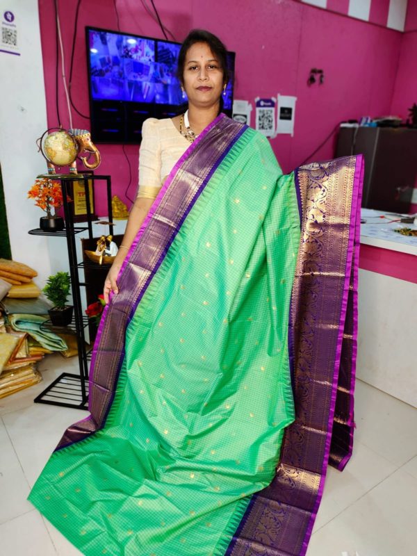 Premium Gadwal Silk