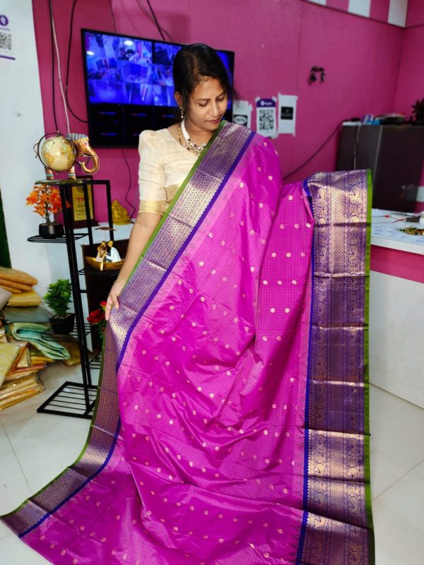 Premium Gadwal Silk