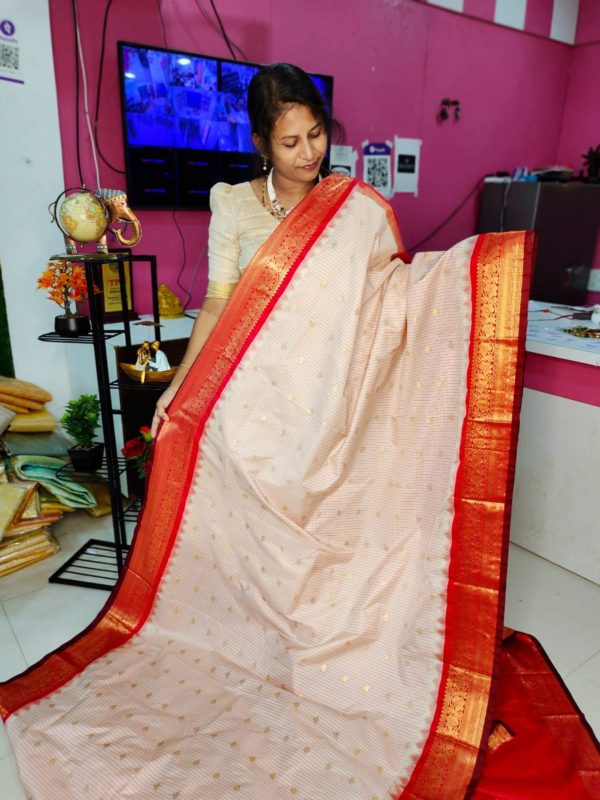 Premium Gadwal Silk
