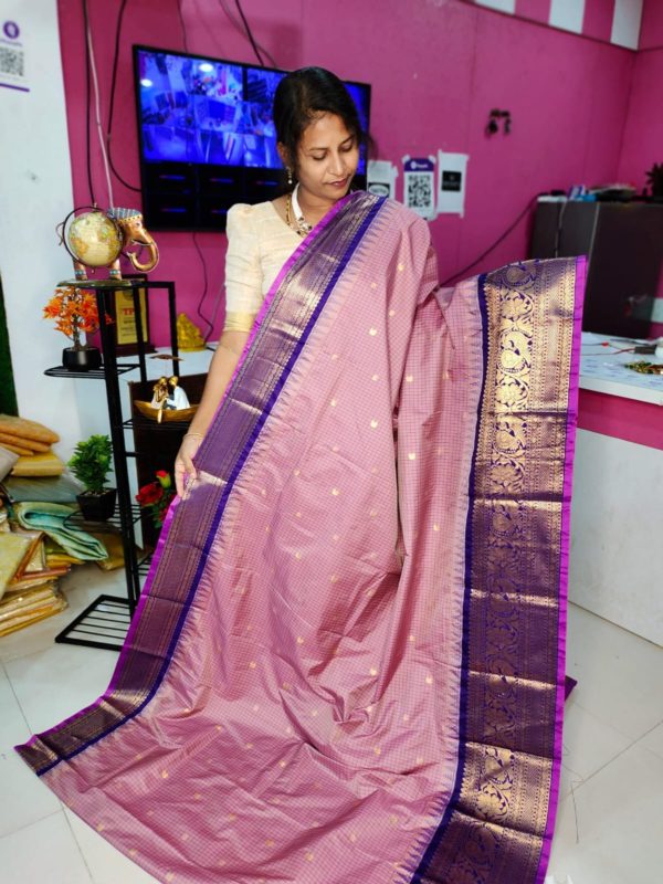 Premium Gadwal Silk