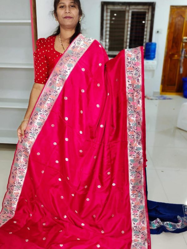 Pure handloom banarasi Tussur silk with paithani boaders sarees with contrast blouse