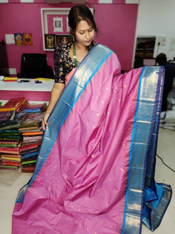Primium gadwal silk sarees 2500