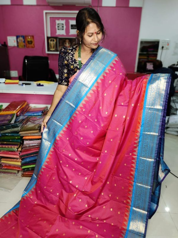 Primium gadwal silk sarees 2500