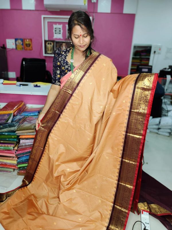 Primium gadwal silk sarees 2500