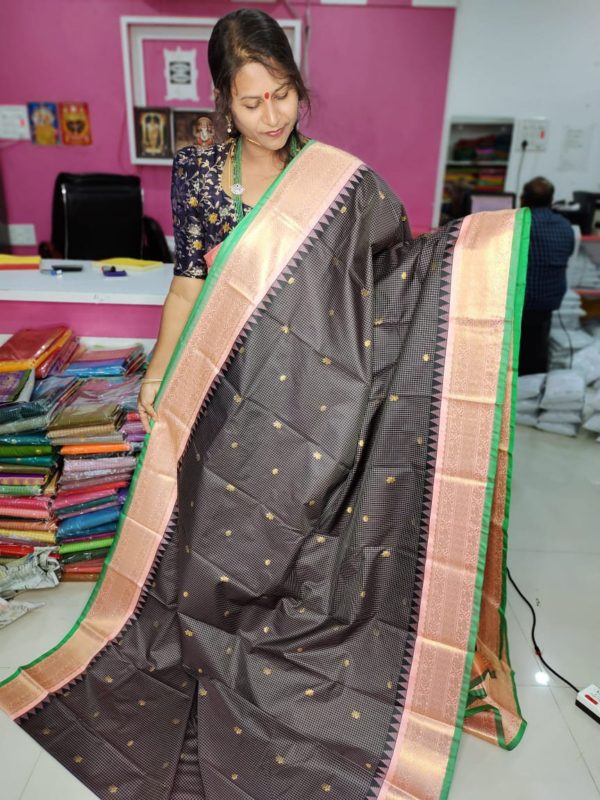 Primium gadwal silk sarees 2500