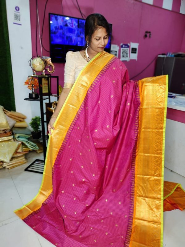 Primeme gadwal silk