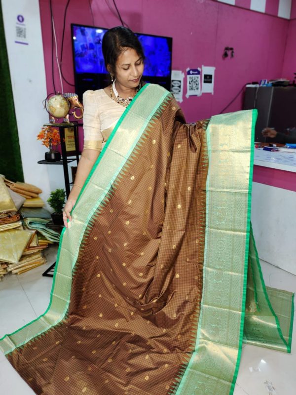 Primeme gadwal silk