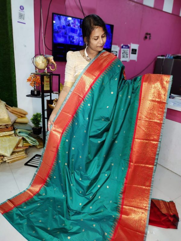 Primeme gadwal silk