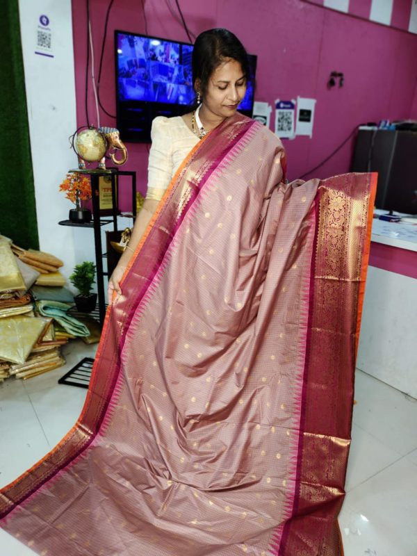 Primeme gadwal silk