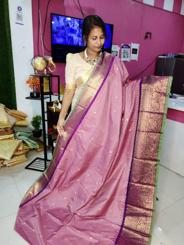 Primeme gadwal silk