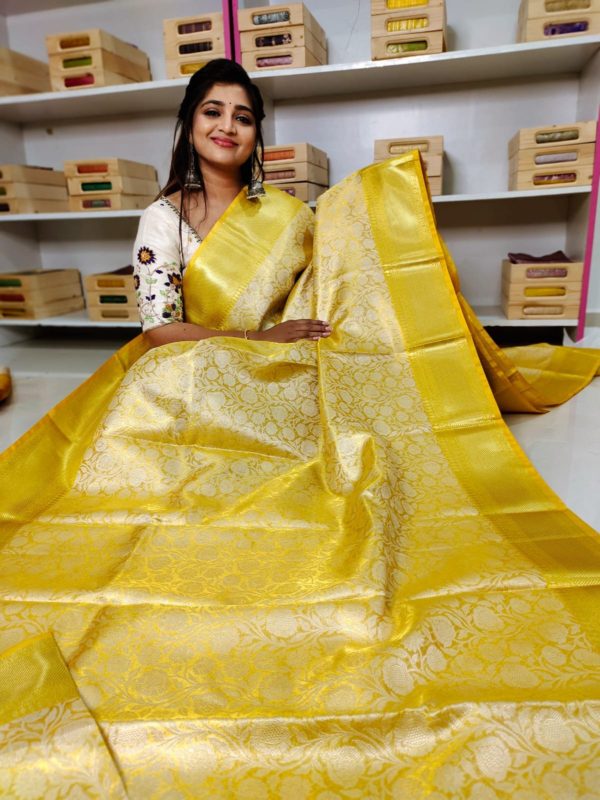 Soft banarasi silk 1099