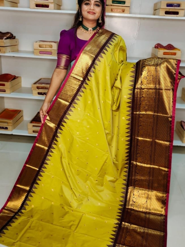 40% offer primeme gadwal silk saree