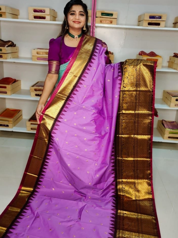 40% offer primeme gadwal silk saree
