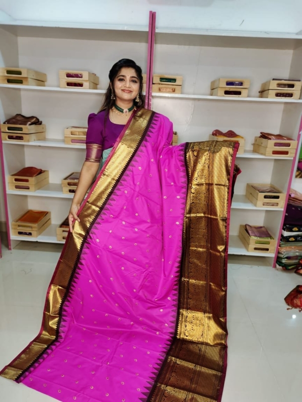 40% offer primeme gadwal silk saree