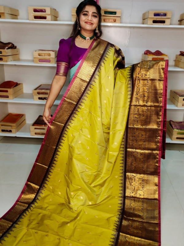 40% offer primeme gadwal silk saree