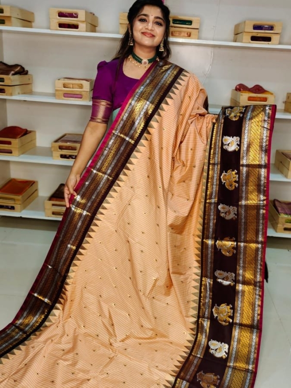 40% offer primeme gadwal silk saree