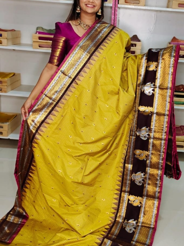 40% offer primeme gadwal silk saree