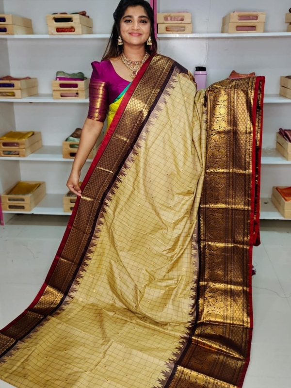 40% offer primeme gadwal silk saree