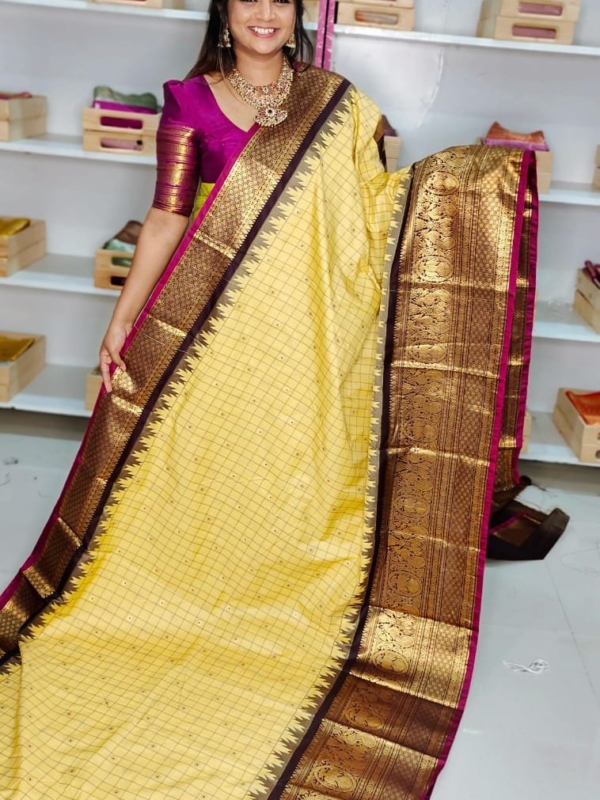 40% offer primeme gadwal silk saree