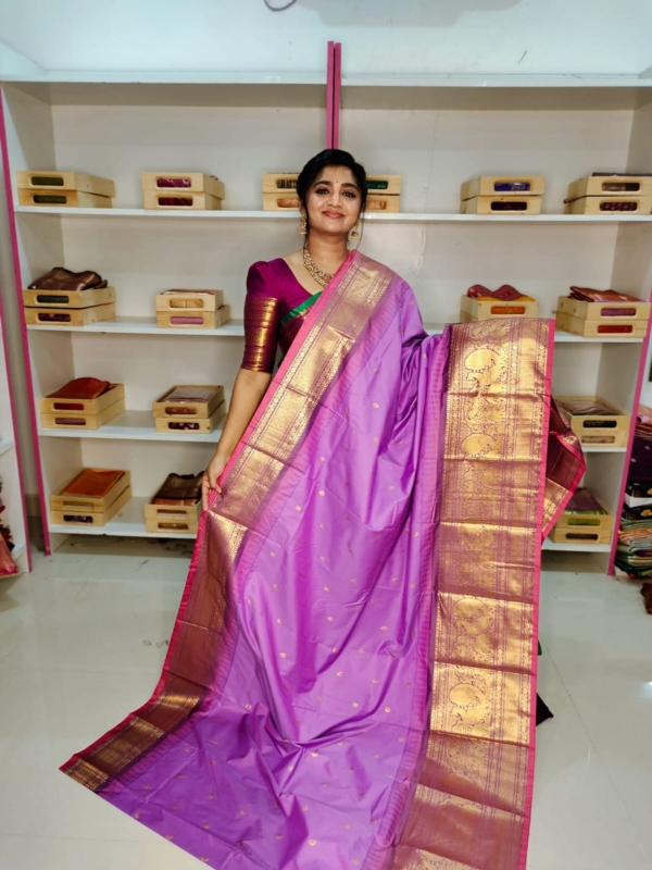 40% offer primeme gadwal silk saree