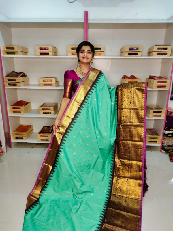 40% offer primeme gadwal silk saree